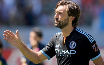 熊猫体育快讯-B席状态爆棚