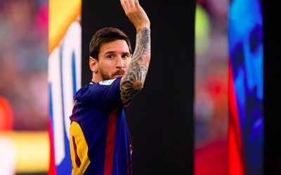 熊猫体育动态-中场大脑掌控比赛